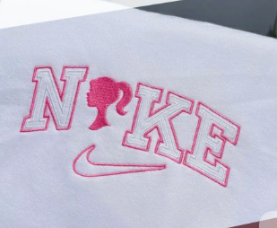 Sudadera Barbie Nike